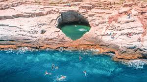 Playa de Giola (Piscina natural)